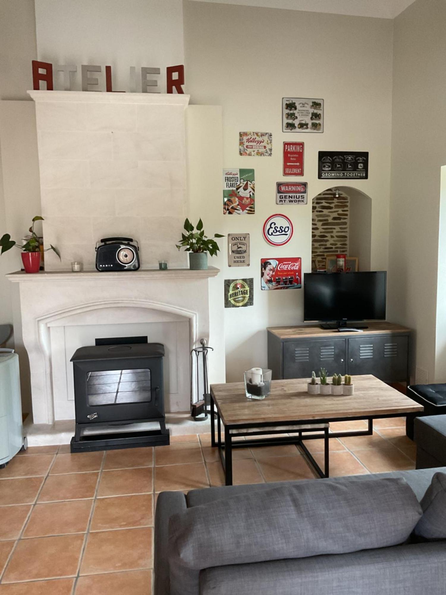 Gite " La Petite Maison" Livry  Екстер'єр фото