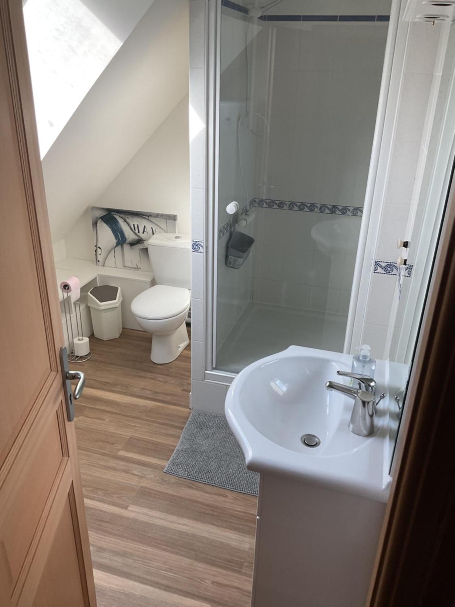 Gite " La Petite Maison" Livry  Екстер'єр фото